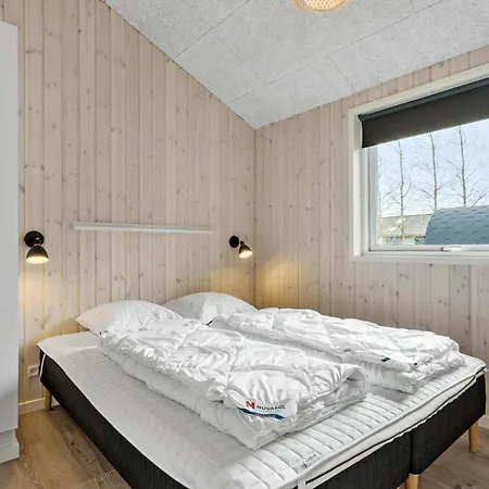 別荘 Amazing Home In Tarm With Sauna